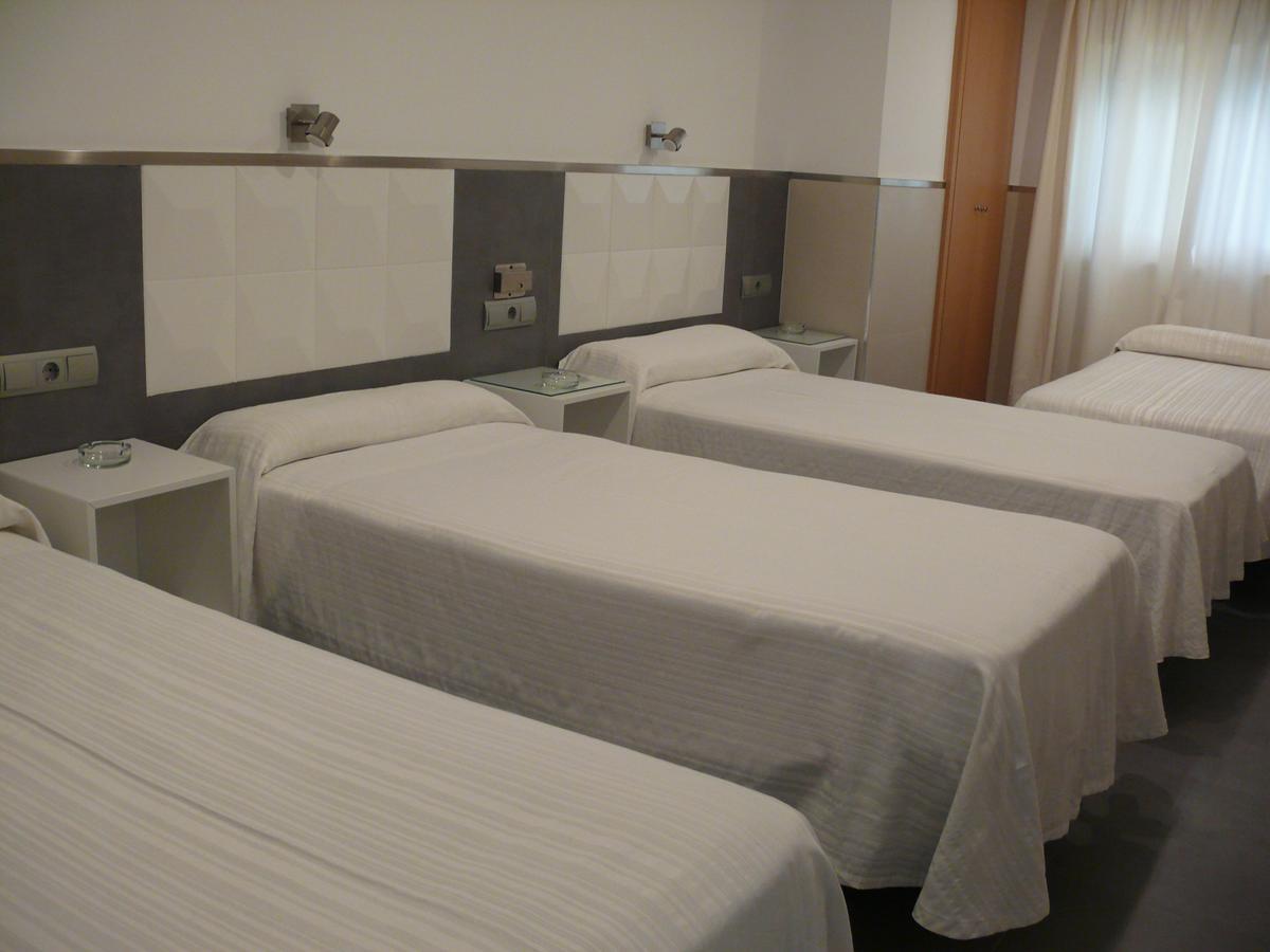 Hostal La Hispanidad Malaga Ngoại thất bức ảnh