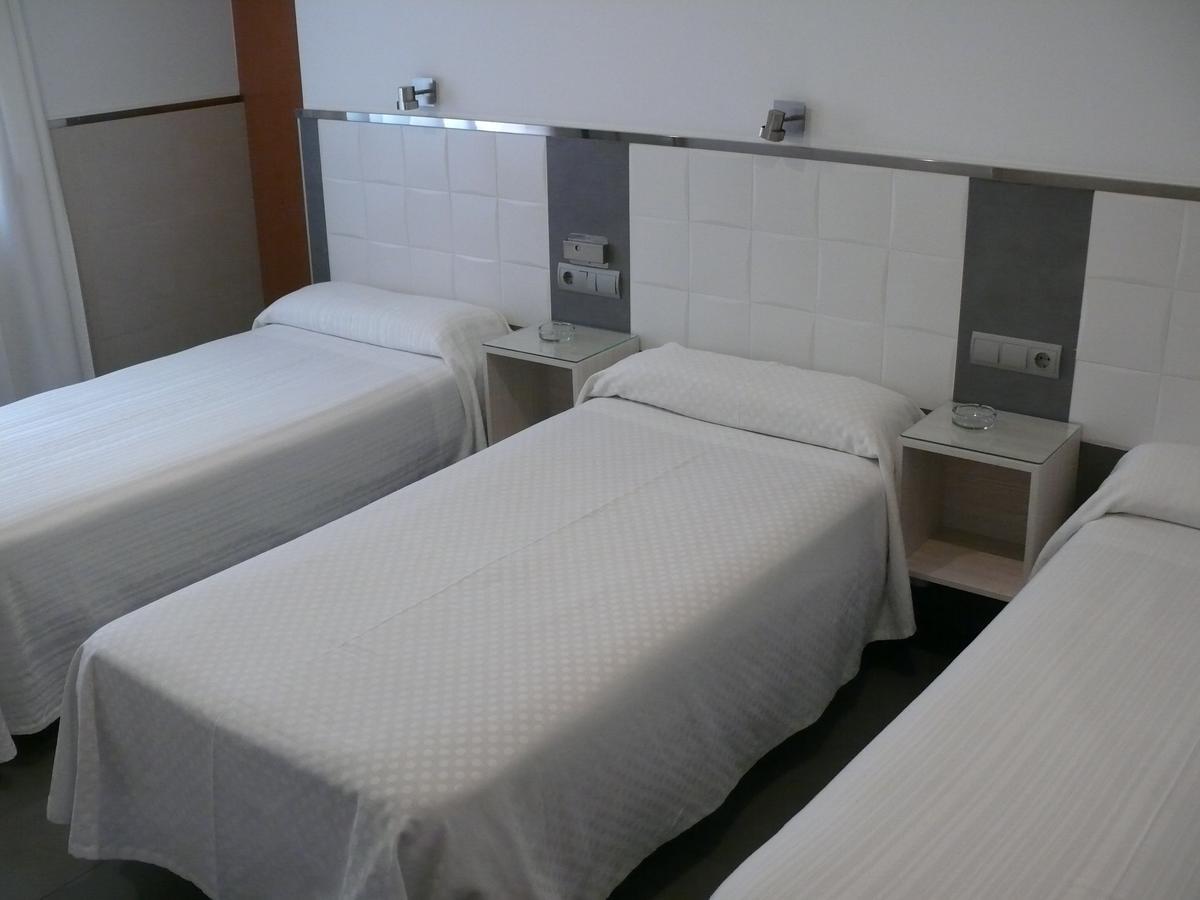 Hostal La Hispanidad Malaga Ngoại thất bức ảnh